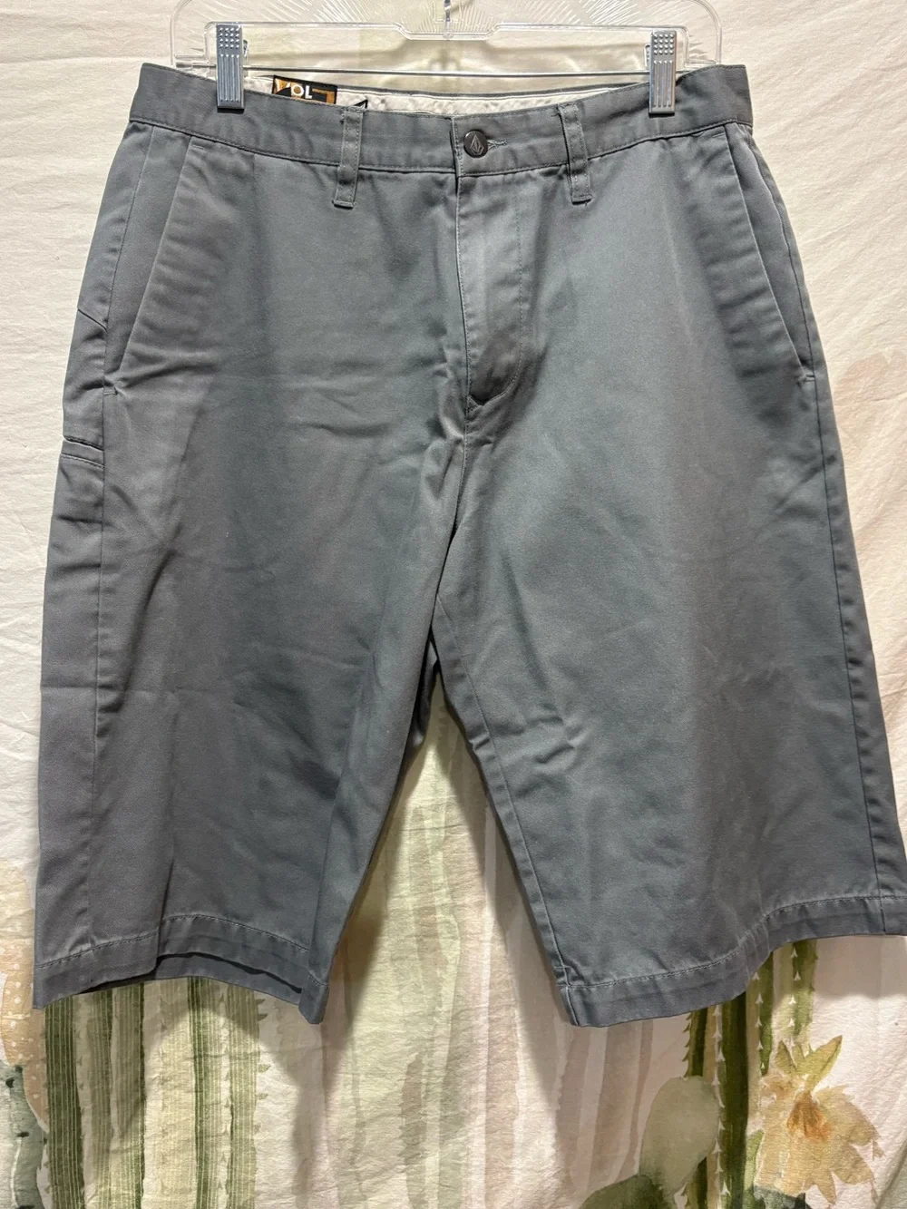 Mens Volcom Gray Flat Friggin Chino Bermuda Shorts 24.5”🌵 32